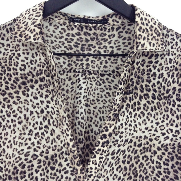 ZARA BASIC Leopard Print Blouse - Picture 2 of 8